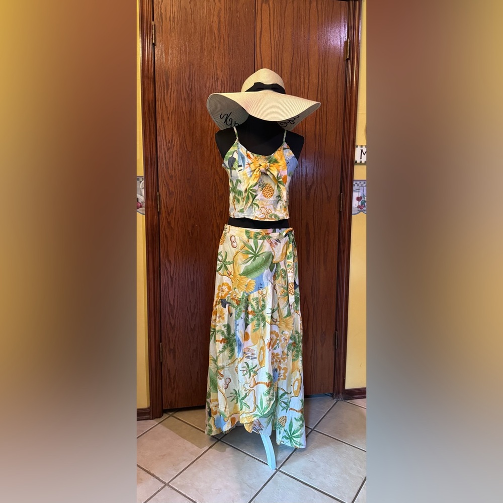 Rachel Zoe Tropical 🌴 Linen Blend Two-Piece Set NWT